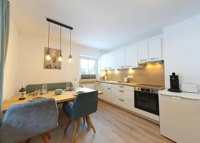 Winkler Apartment *